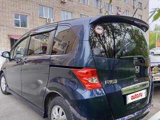 2010 Honda Freed Spike I Рестайлинг, синий, 980000 рублей, вид 3