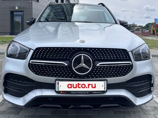 2019 Mercedes-Benz GLE 300 d II (V167), серебристый, 3600000 рублей, вид 4