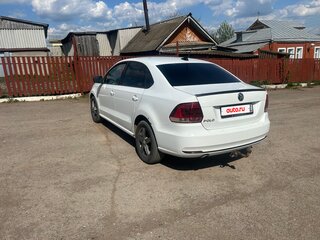 2018 Volkswagen Polo V Рестайлинг, белый, 775000 рублей, вид 5