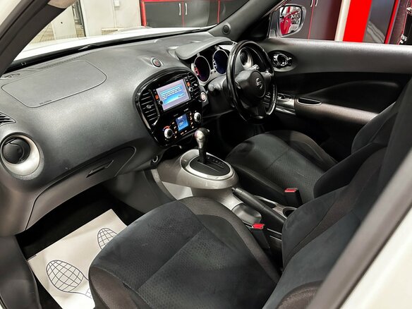 2015 Nissan Juke I Рестайлинг, белый, 1198000 рублей - вид 14