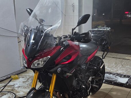 2015 Yamaha MT-09 Tracer (FJ-09), красный, 550000 рублей, вид 5