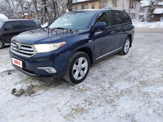 2013 Toyota Highlander II (XU40) Рестайлинг, синий, 1650000 рублей, вид 1
