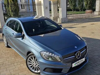 2014 Mercedes-Benz A-Класс 180 III (W176), синий, 1500000 рублей, вид 5