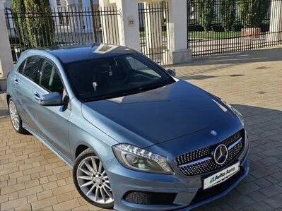 2014 Mercedes-Benz A-Класс 180 III (W176), синий - вид 4