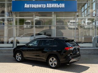 2020 Toyota RAV4 V (XA50), чёрный, 2799000 рублей, вид 4