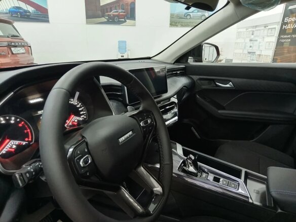 2026 Haval Jolion I Рестайлинг, красный, 2449000 рублей - вид 9