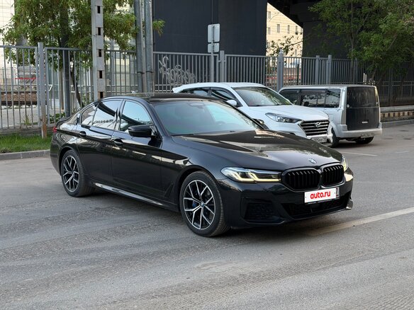 2020 BMW 5 серии 530d xDrive VII (G30/G31/G38) Рестайлинг, чёрный, 4900000 рублей - вид 1