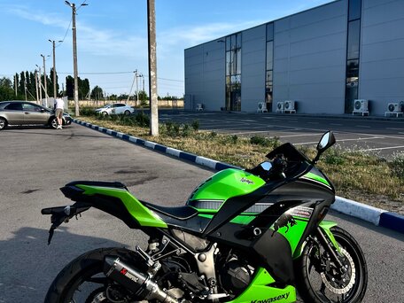 2013 Kawasaki Ninja 300, зелёный, 370000 рублей, вид 2