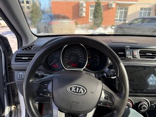 2012 Kia Rio 4-speed III, серебристый, 800000 рублей, вид 5