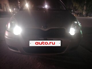 2002 Toyota Vitz I (P10), золотистый, 320000 рублей, вид 4