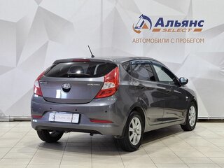 2015 Hyundai Solaris I Рестайлинг, серый, 960000 рублей, вид 3