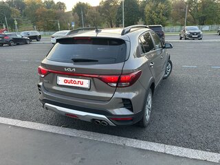 2021 Kia Rio X IV Рестайлинг, коричневый, 1800000 рублей, вид 3