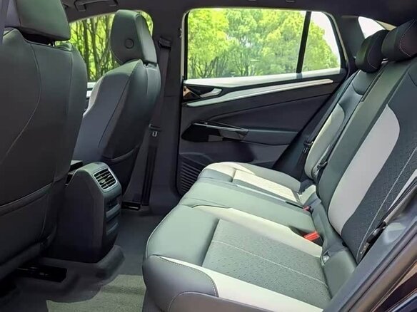 2026 Volkswagen ID.4 Crozz, синий - вид 15
