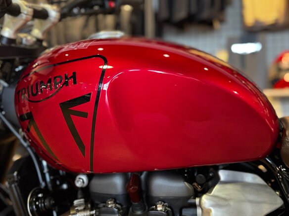 2025 Triumph Scrambler, красный, 1850000 рублей - вид 6