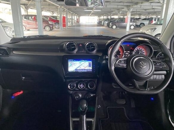 2020 Suzuki Swift V, чёрный - вид 7