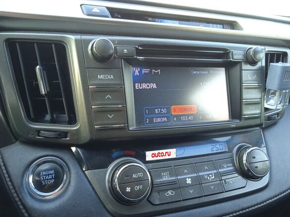 2013 Toyota RAV4 IV (XA40), серый, 1770000 рублей - вид 17