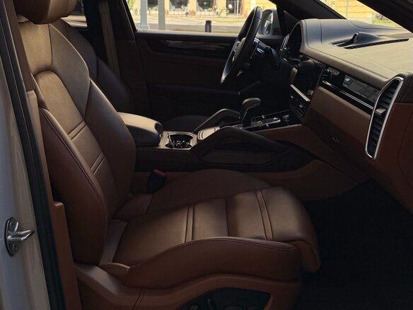 2022 Porsche Cayenne III, серый - вид 6