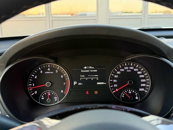 2018 Kia Optima IV Рестайлинг, белый, 2150000 рублей - вид 24