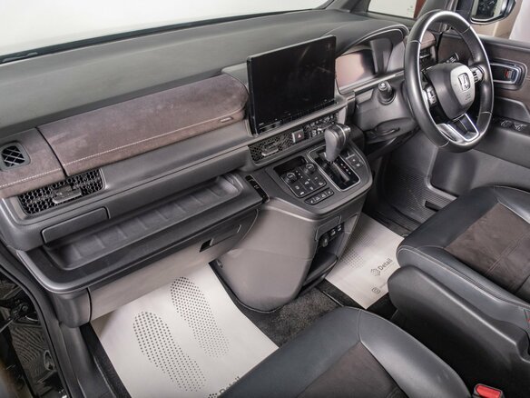 2022 Honda Stepwgn VI, чёрный, 3249000 рублей - вид 16