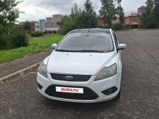 2010 Ford Focus II Рестайлинг, белый, 430000 рублей, вид 1