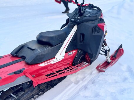 2023 BRP Lynx Shredder RE 850 E-TEC Turbo R, красный, 2250000 рублей, вид 3