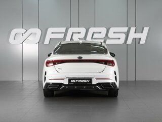 2020 Kia K5 III, белый, 2370000 рублей, вид 4