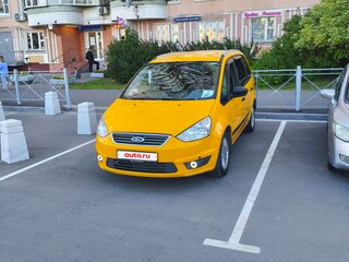 2014 Ford Galaxy II Рестайлинг, жёлтый, 749000 рублей, вид 3