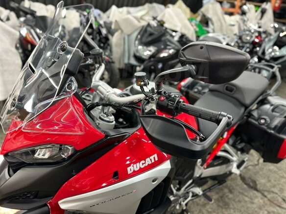2021 Ducati Multistrada V4, красный, 2140000 рублей - вид 16