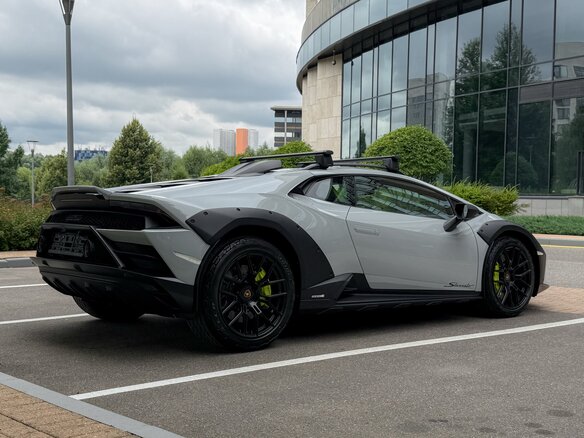 2024 Lamborghini Huracán Sterrato I Рестайлинг, серый, 33700000 рублей - вид 13