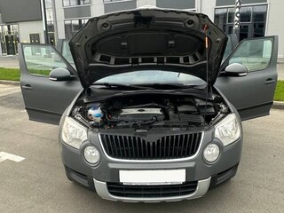 2010 Skoda Yeti I, серый, 950000 рублей, вид 3
