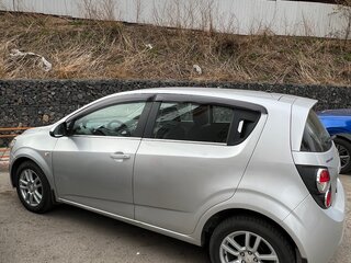 2012 Chevrolet Aveo II, серебристый, 600000 рублей, вид 2