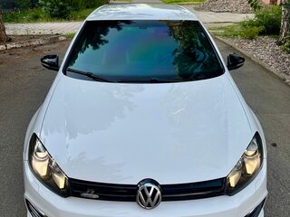 2011 Volkswagen Golf R VI, белый, 2100000 рублей, вид 4