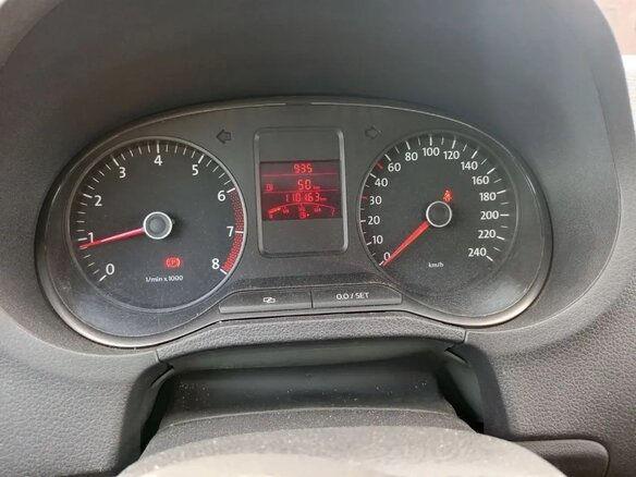 2012 Volkswagen Polo V, красный, 770000 рублей - вид 21
