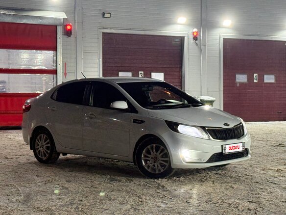 2012 Kia Rio 4-speed III, белый - вид 2