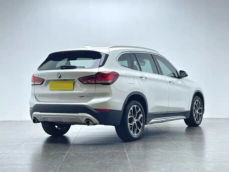 2022 BMW X1 Long 20Li sDrive II (F48) Рестайлинг, белый, 2390000 рублей, вид 3