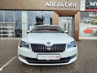 2018 Skoda Superb III, белый, 1827500 рублей, вид 2