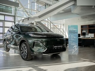 2026 Geely EX5 Гибрид EM-i, зелёный, 3969990 рублей, вид 5