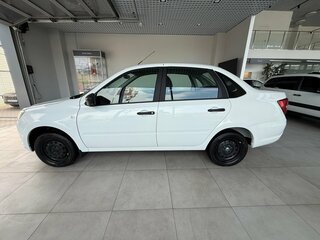 2026 Lada (ВАЗ) Granta I Рестайлинг, белый, 850000 рублей, вид 3