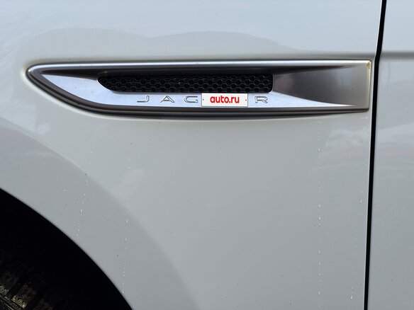 2016 Jaguar F-Pace I, белый, 2400000 рублей - вид 20