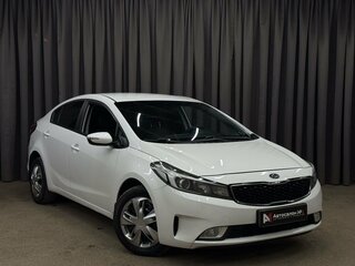 2017 Kia Cerato III Рестайлинг (Classic), белый, 1199777 рублей, вид 3