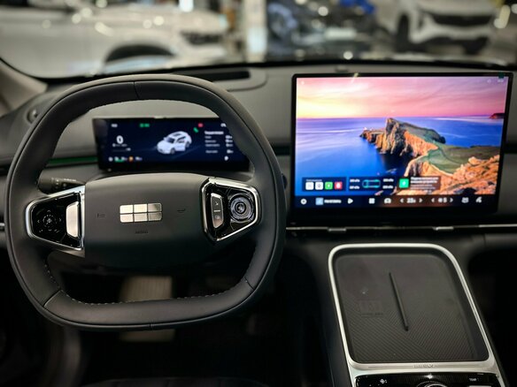 2026 Geely EX5 Гибрид EM-i, серый - вид 19