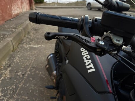 2013 Ducati Diavel, чёрный, 1000000 рублей, вид 3