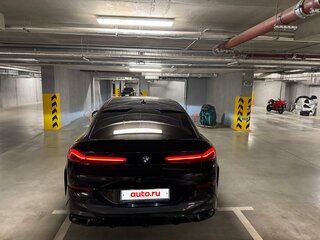 2021 BMW X6 30d III (G06), чёрный, 7500000 рублей, вид 3