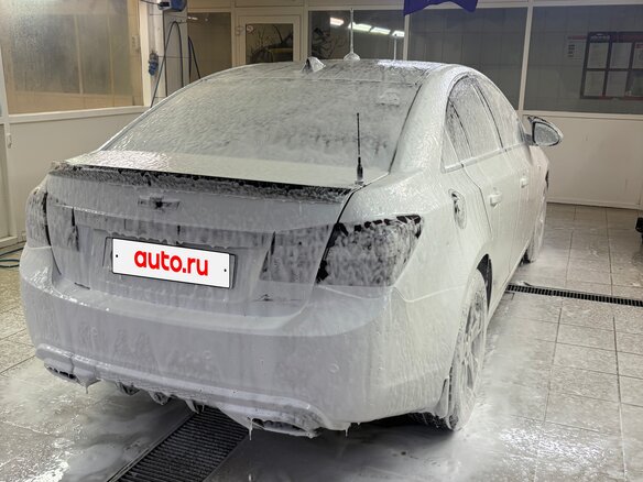 2012 Chevrolet Cruze I, белый, 500000 рублей - вид 2