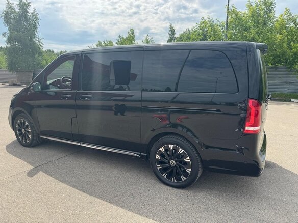 2023 Mercedes-Benz V-Класс 300 d компактный III (W447) Рестайлинг, чёрный - вид 17