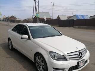 2011 Mercedes-Benz C-Класс 200 III (W204) Рестайлинг, белый, 1299000 рублей, вид 3