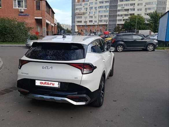 2022 Kia Sportage V, белый, 3000000 рублей - вид 2