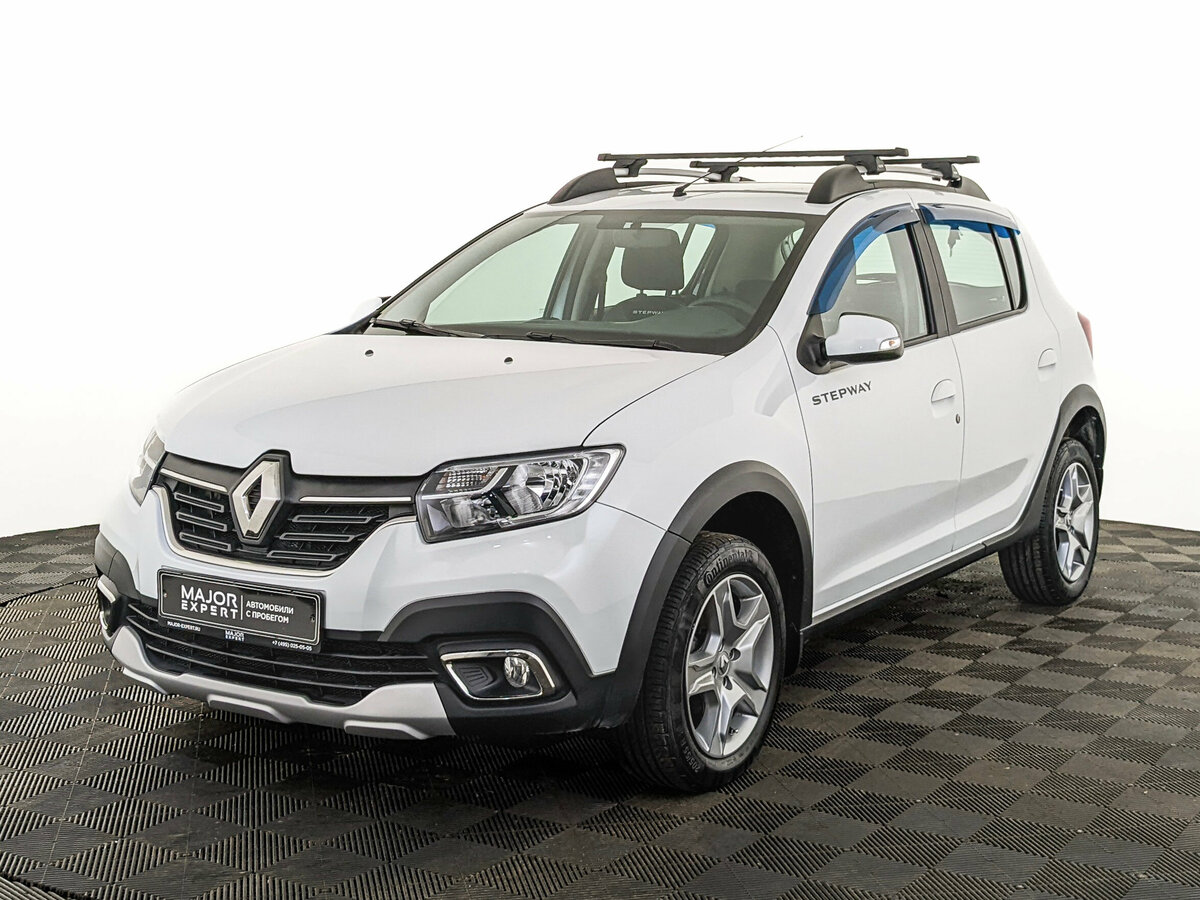 Открыть фотографии: Renault Sandero II Рестайлинг