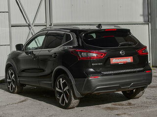 2021 Nissan Qashqai II Рестайлинг, чёрный, 1885000 рублей, вид 4