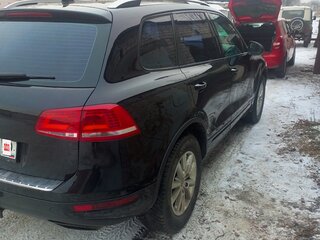 2012 Volkswagen Touareg II, чёрный, 1550000 рублей, вид 3